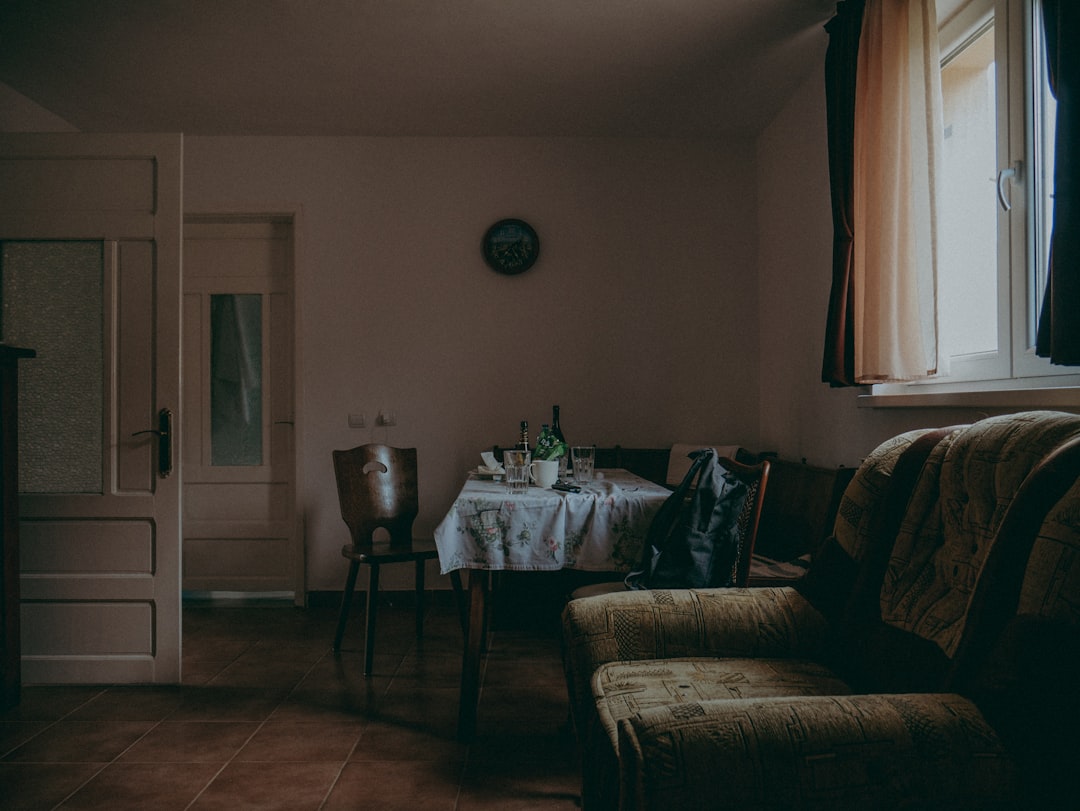 Confía en JustClean: expertos en vaciado de viviendas en Amposta